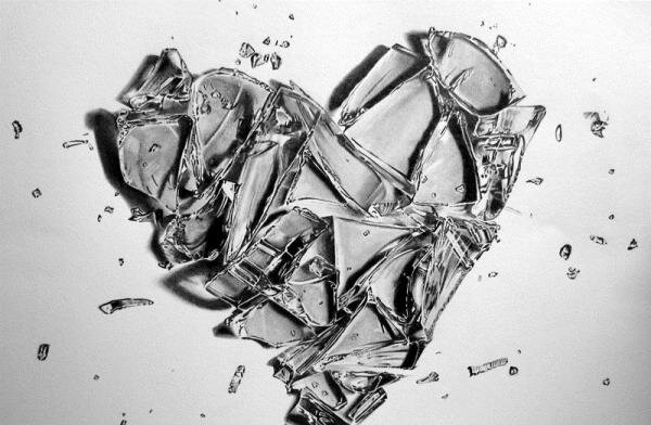 broken-n-cracked-ice-hearts-11624814111.jpg